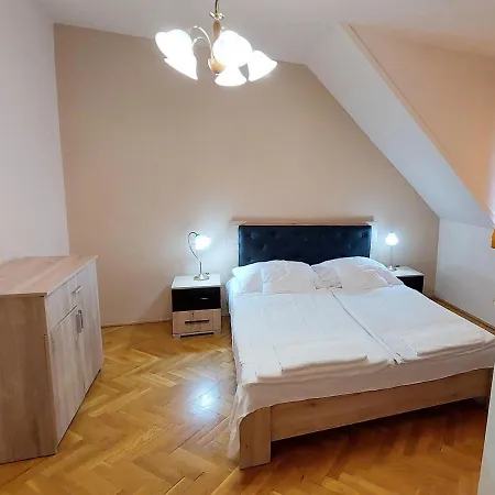 아파트 Thermal Apartmanhaz 코마롬