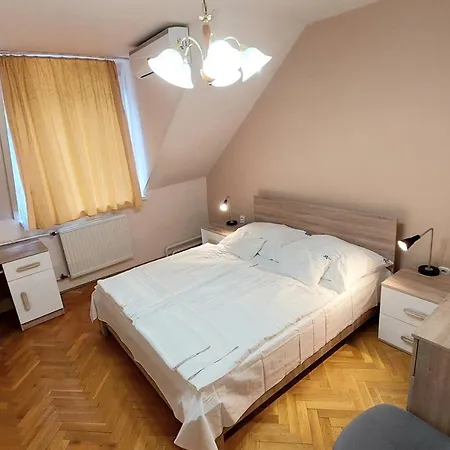 아파트 Thermal Apartmanhaz