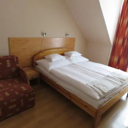 Thermal Apartmanhaz Apartament Komárom