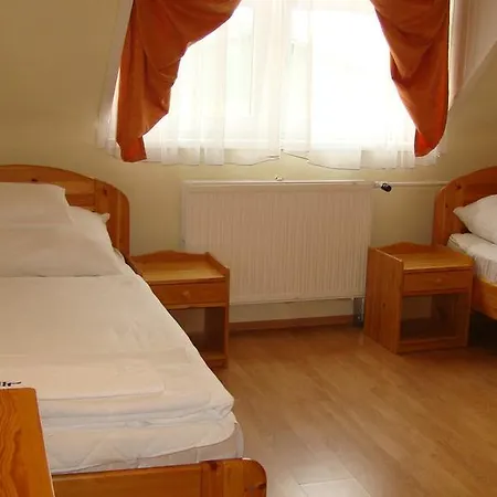 Apartament Thermal Apartmanhaz *