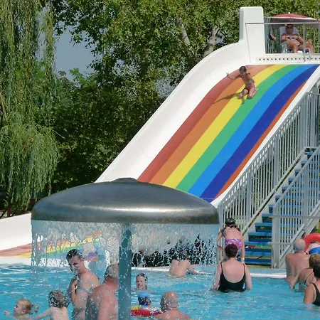 Thermal Apartmanhaz Apartman Komárom