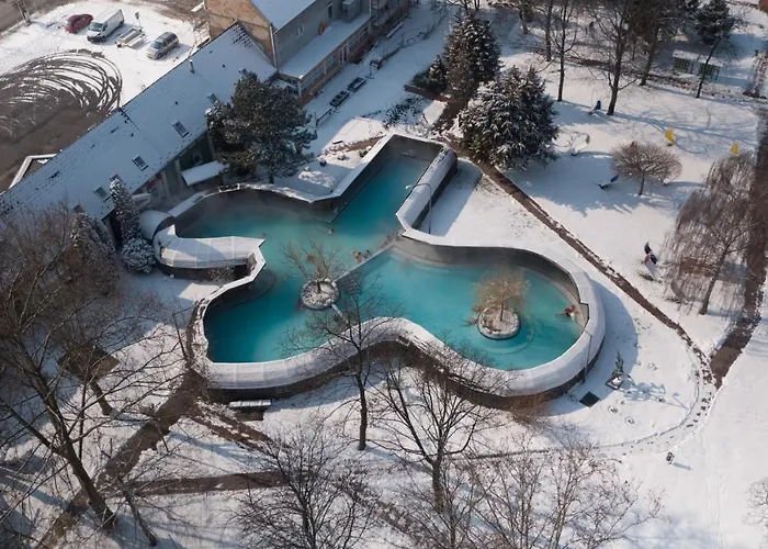 Thermal Apartmanhaz 코마롬