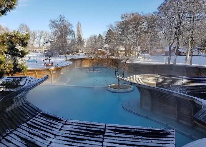 아파트 Thermal Apartmanhaz